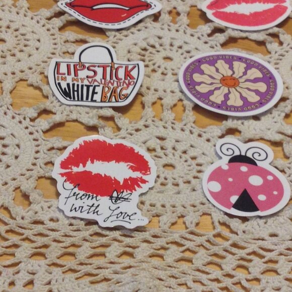 Stickers for cellphone, hydration bottles, etc. Fashionista - Picture 6 of 8